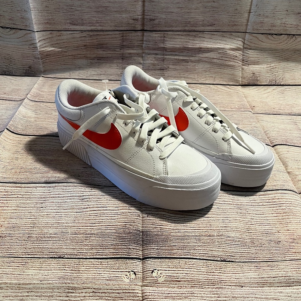 Nike platform sneakers size 8.5 NWOT